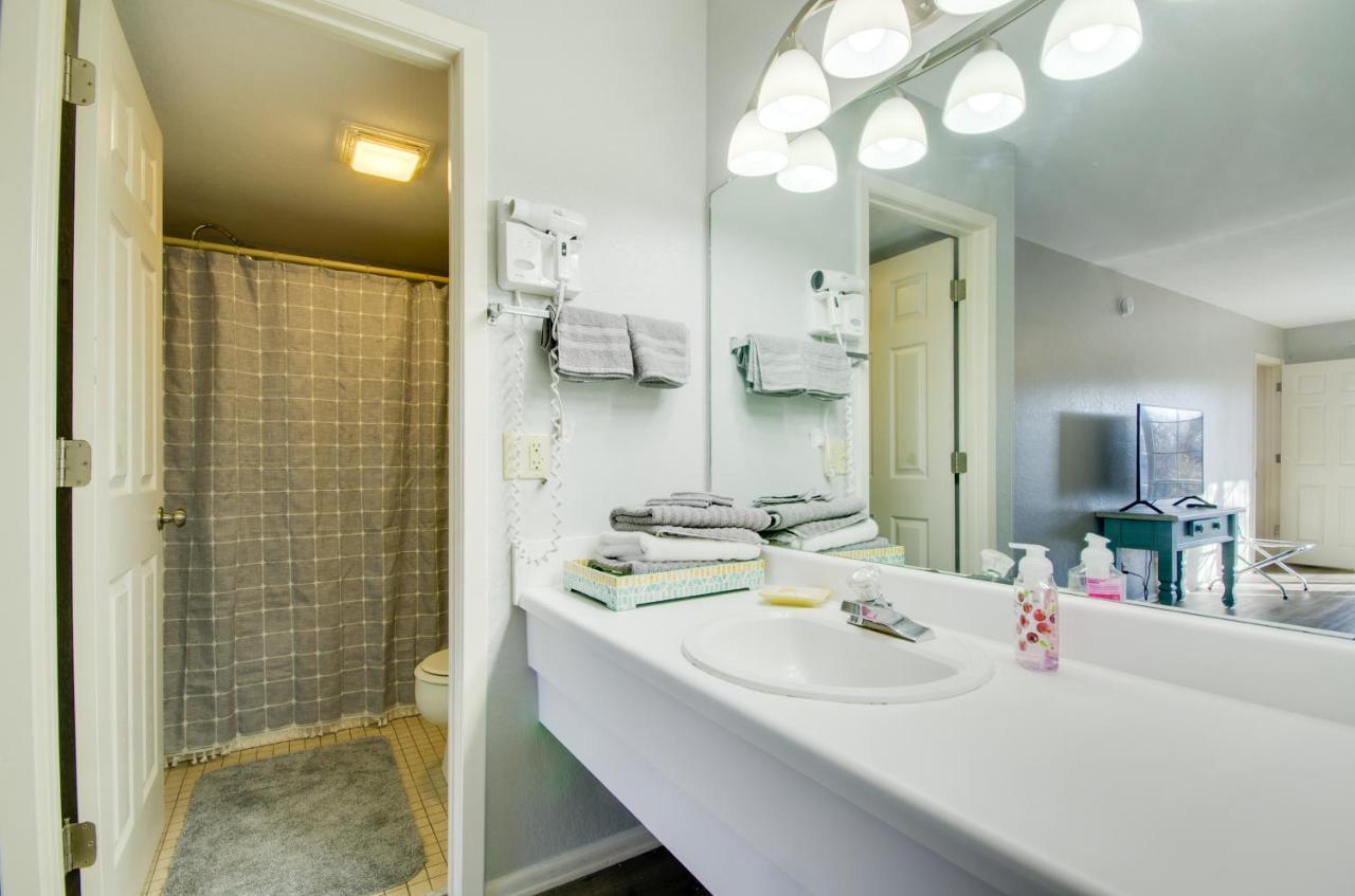 Breezy Margaritaville Resort Getaway With Gas Grill! Osage Beach Εξωτερικό φωτογραφία